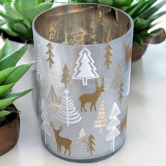 Yankee Candle Winter Gold Flickering Glass Holder (EUC) - Picture 2 of 6